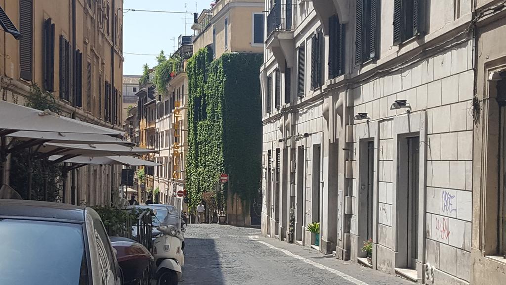 Una Finestra Su Monti Rom Exterior foto