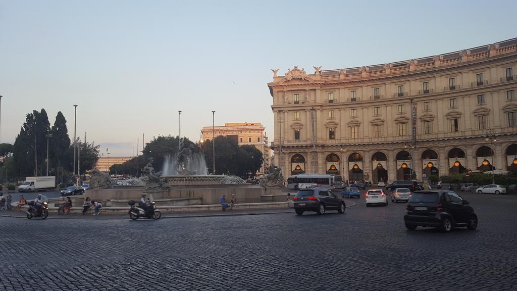 Una Finestra Su Monti Rom Exterior foto