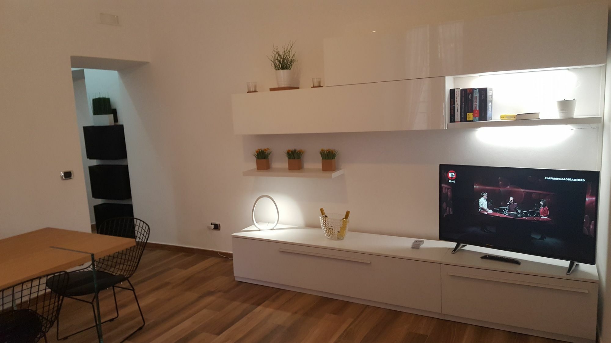Una Finestra Su Monti Rom Exterior foto